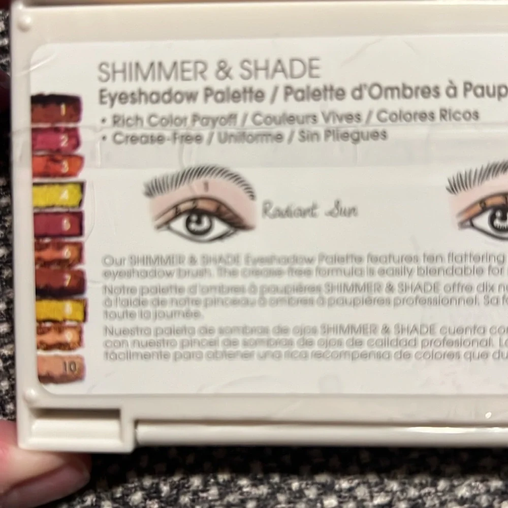 NWT Flower Suns Blazing Eyeshadow Palette
